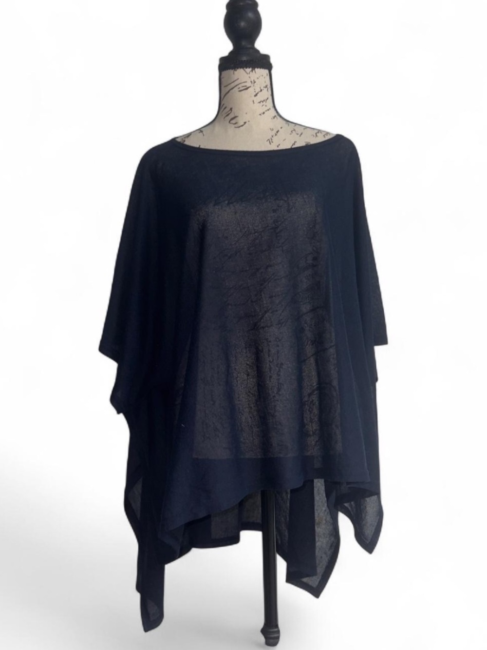 New with tags Do everything in love Anthropologie Poncho Navy Blouse One Size